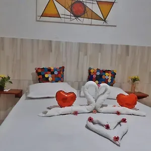 Cantinho da Gê - HomeStay Quarto em Acomodações Particulares