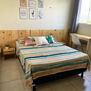 Zen Boho Quarto em Acomodações Particulares